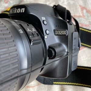 Nikon d3200 camera with 3 lenses